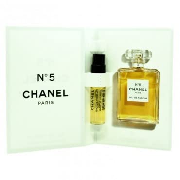 Iconic Timeless Elegance Eau de Women Perfume Women -3.4 Ounce Chanel No. 5